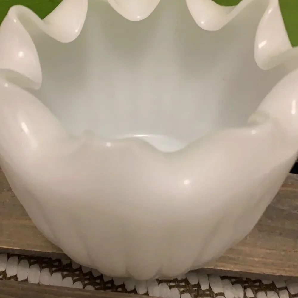 Folded glass milk glass vase